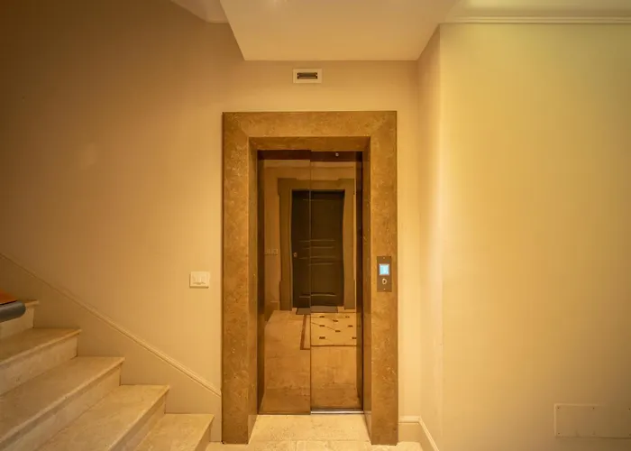 Apartamento Bambagioni 14 - Smart Flat Con Garage Privato - Italywego *