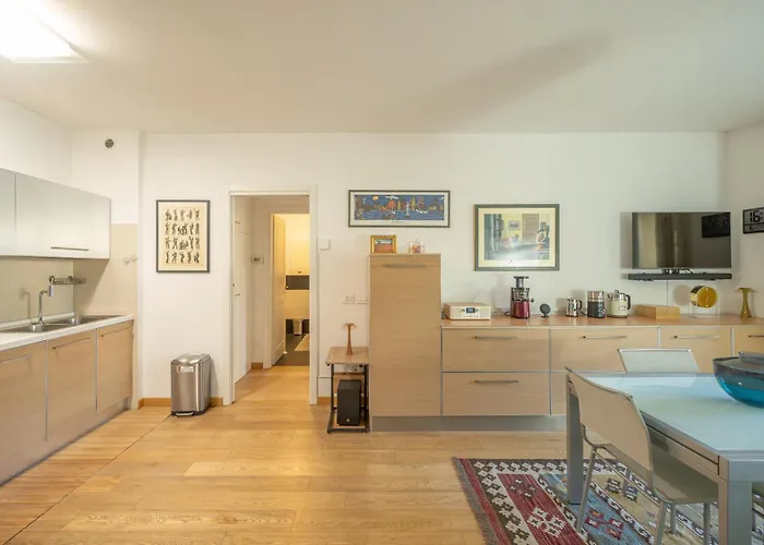 Apartamento Bambagioni 14 - Smart Flat Con Garage Privato - Italywego *